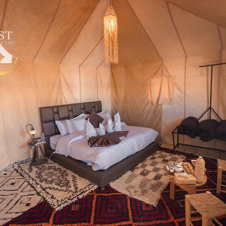Hotel Host Luxury Camp à Merzouga Extérieur photo