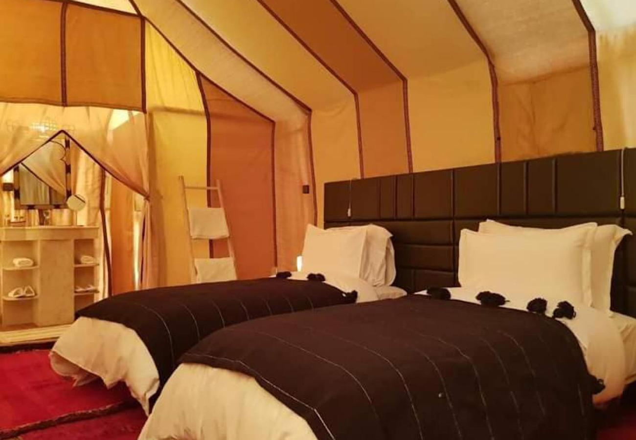 Hotel Host Luxury Camp à Merzouga Extérieur photo